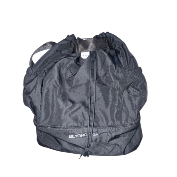Beyond Yoga Convertible Backpack Black Separate Zip Compartment On Bottom main image 10